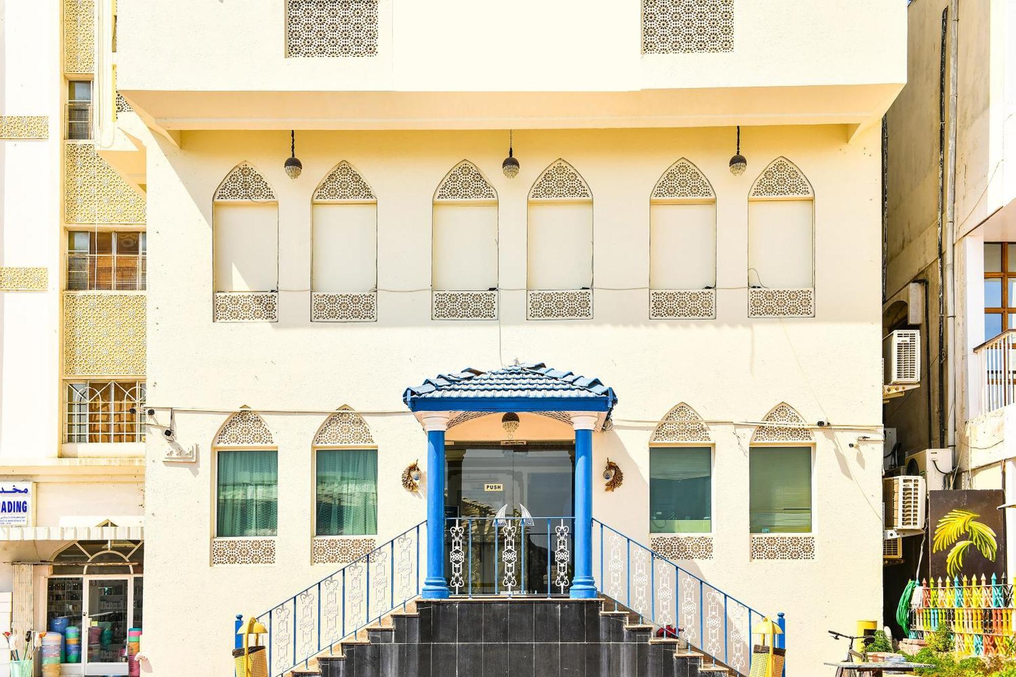 Oyo 137 Marina Hotel Maskat Exterior foto