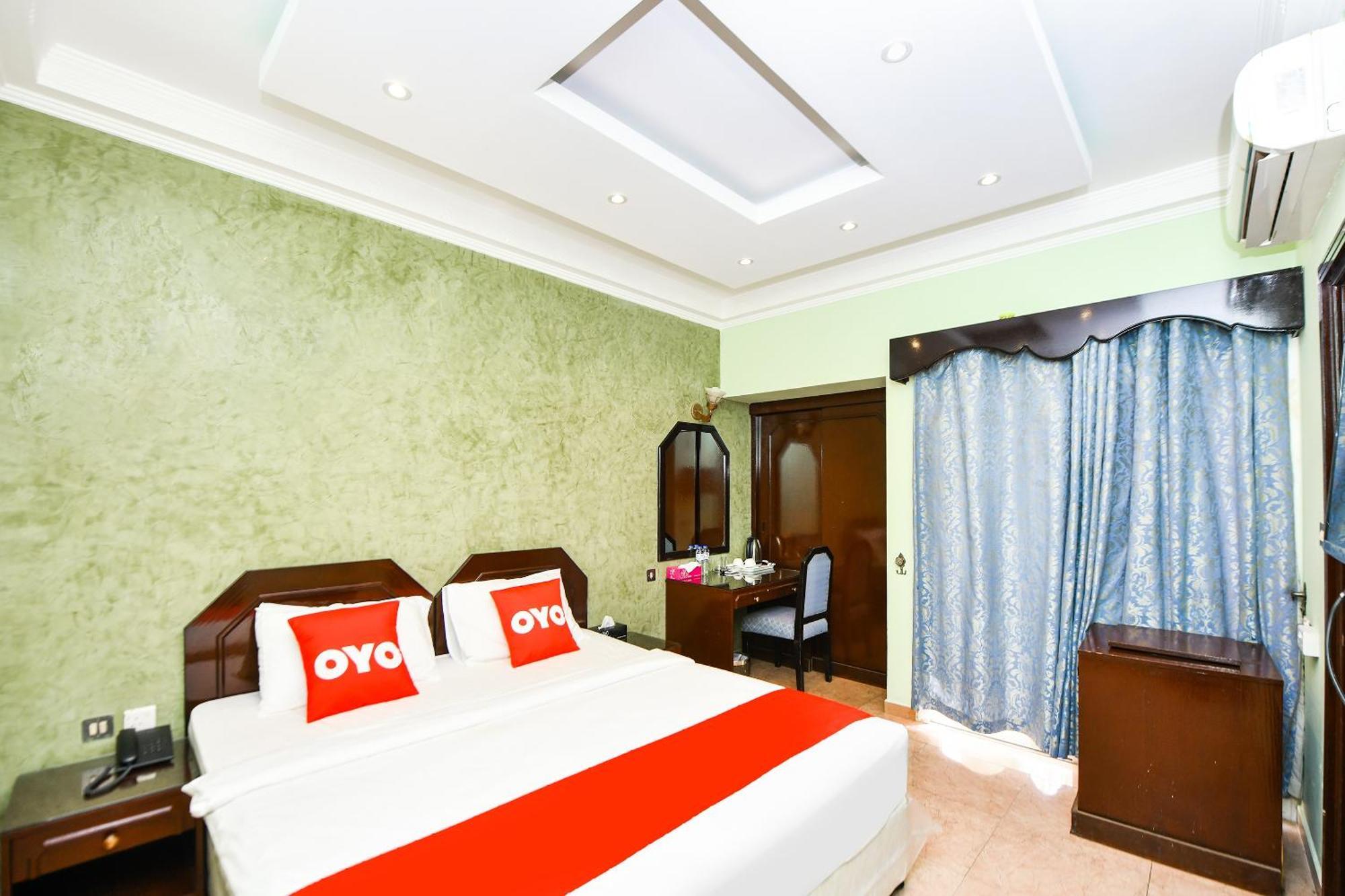 Oyo 137 Marina Hotel Maskat Exterior foto